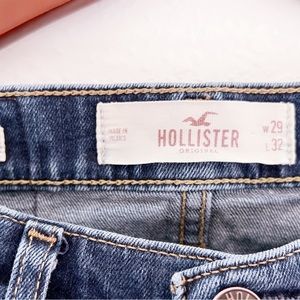 Hollister Size 29-32  blue jeans
